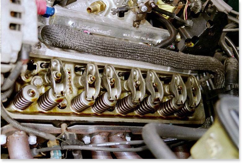 Roller rocker installation